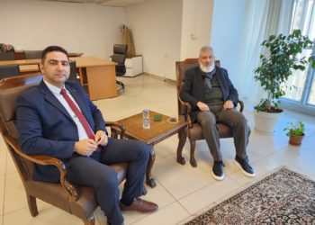 لقاء مع الدكتور محمود أبو الهدى الحسيني