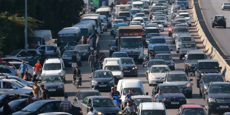 اللاجئون اللبنانيون والسوريون على الأرض السورية