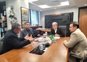 اللقاء مع البروفيسور عمر قرقماز عمل مستشارا للرئيس أردوغان  ومسؤول حالي عن ملفات التعليم وهو زميل سفير تركيا في سورية  والحديث كان حول سورية الجديدة والرؤية التركية لسورية ورؤيتنا وموقفنا كذلك